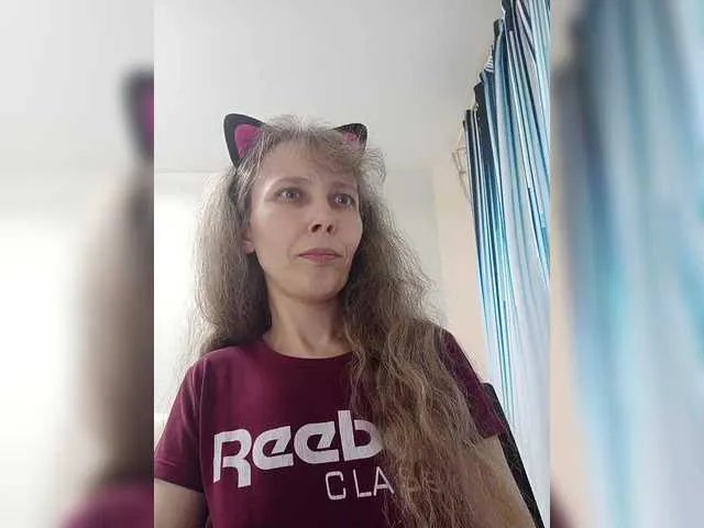Offline -queen-margo- on BongaCams