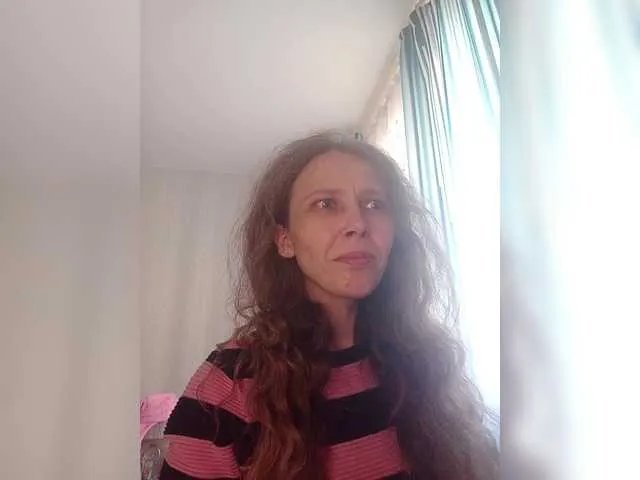 Offline -queen-margo- on BongaCams