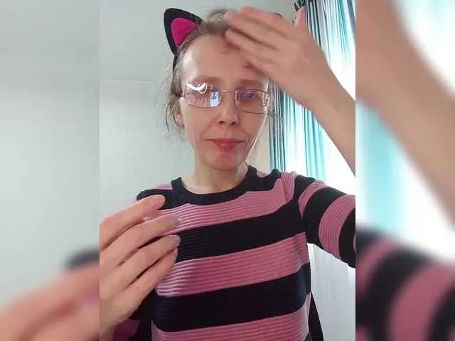 Offline -queen-margo- on BongaCams