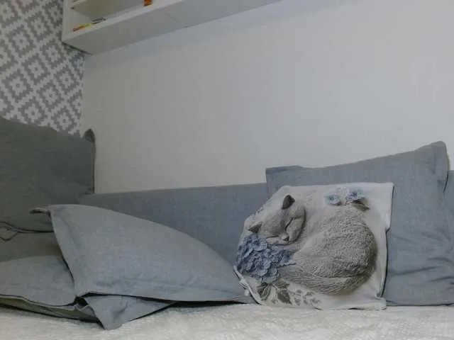 Freechat albinochka44 on BongaCams