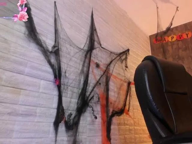 Offline AliceTylor on BongaCams