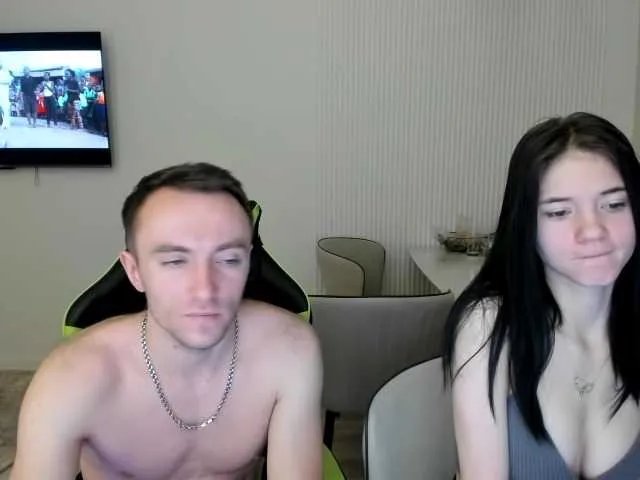 Offline Alina13842 on BongaCams