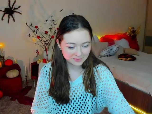 Offline AlluringLookk on BongaCams