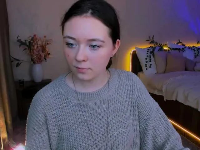 Offline AlluringLookk on BongaCams