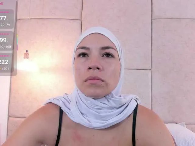 Offline amira-s on BongaCams