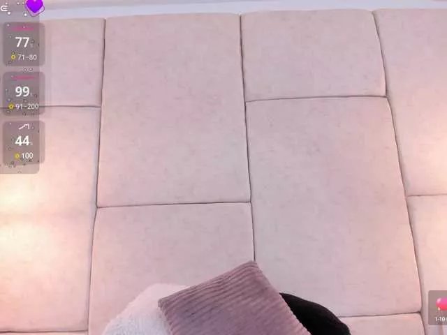 Offline amira-s on BongaCams