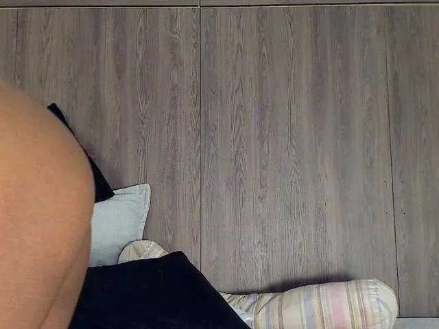 Anaisbeily on BongaCams 