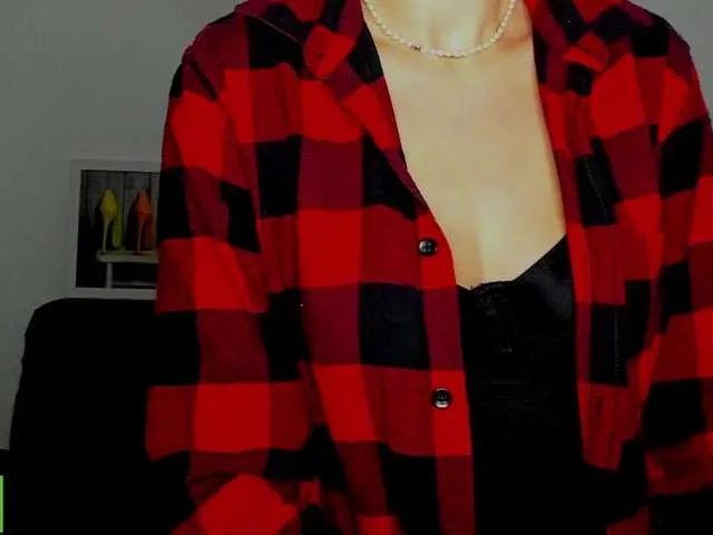 Offline Annakillkiss on BongaCams