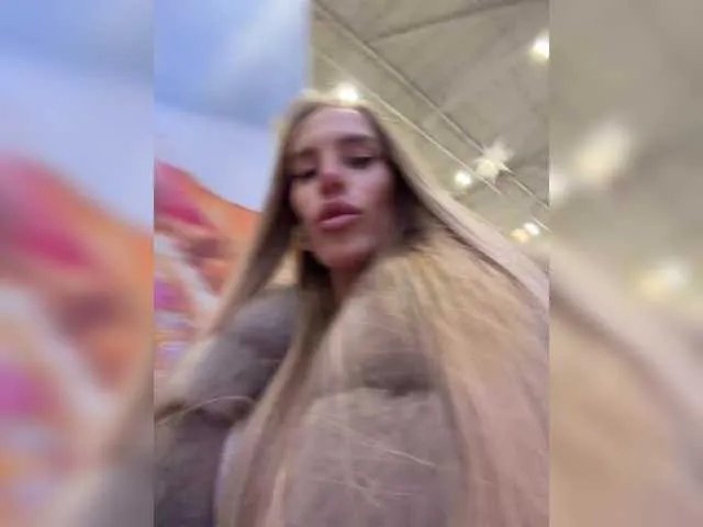 Freechat blondinochkaa on BongaCams