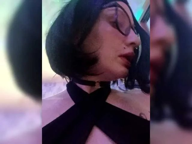 Offline Bonnie777Clyde on BongaCams