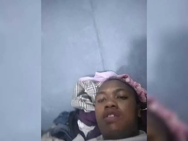 Freechat Candis69 on BongaCams