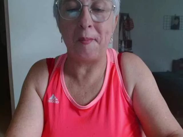 Offline canitas69 on BongaCams