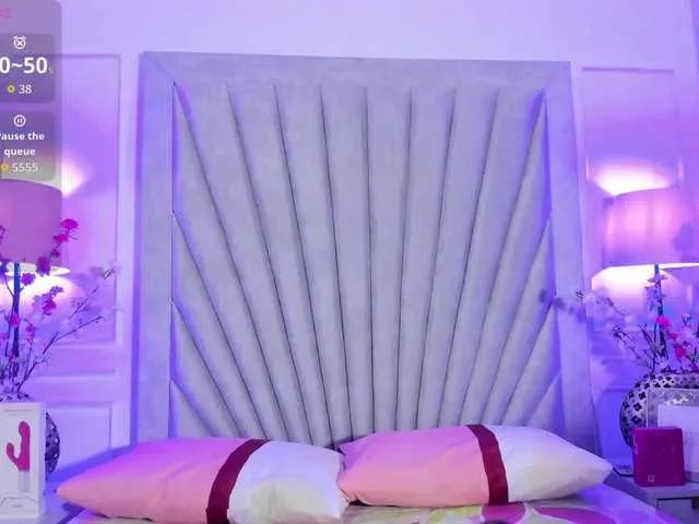 Freechat CherryBlake on BongaCams