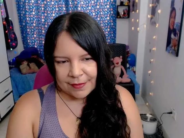 Offline clarie- on BongaCams