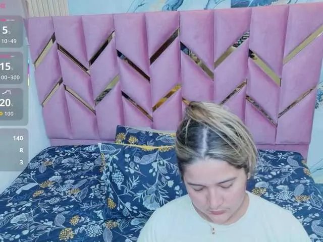 Freechat collegepawglovedaddy on BongaCams