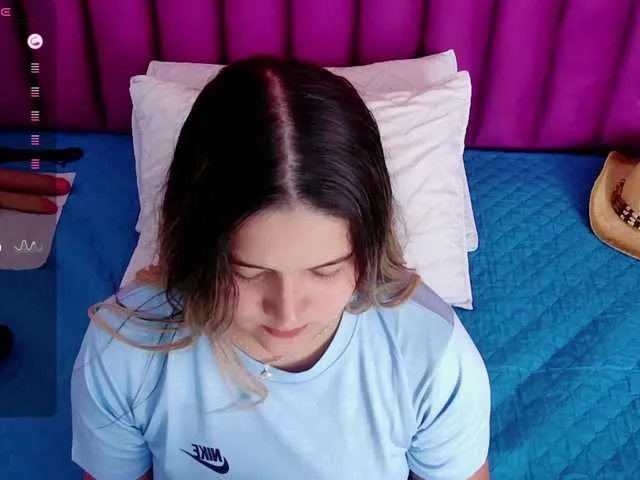 Freechat collegepawglovedaddy on BongaCams