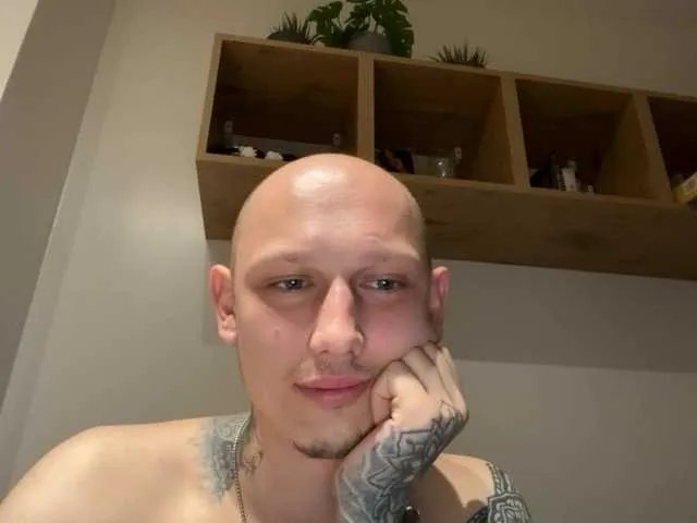 Offline Dark-Luna on BongaCams