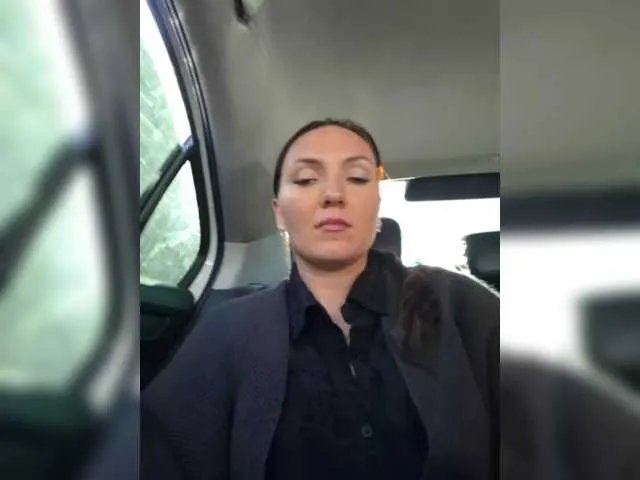 Freechat DIVORA on BongaCams