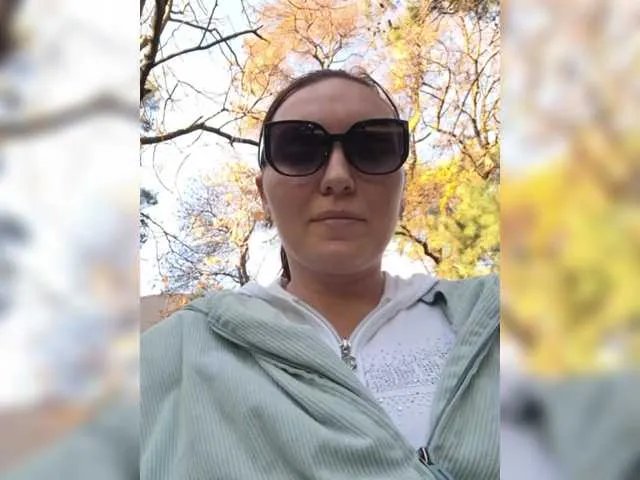 Freechat DIVORA on BongaCams