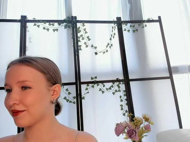 Freechat evasweet on BongaCams