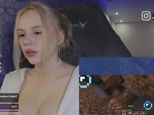 Freechat fymryn on BongaCams