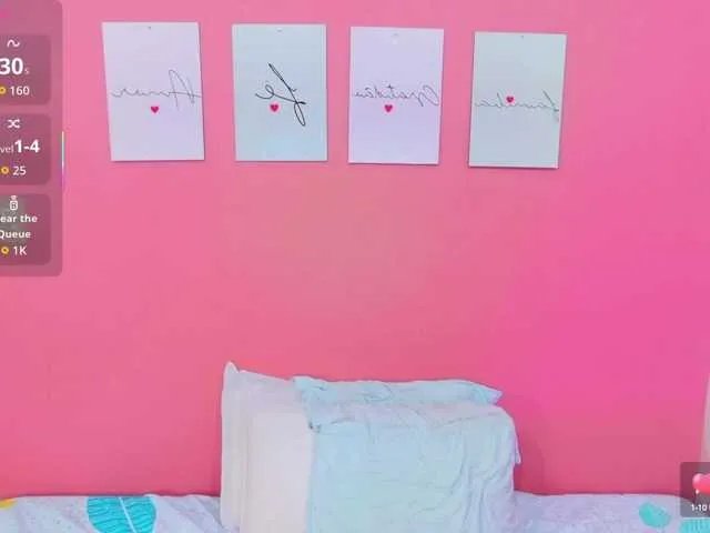 innocenthazel on BongaCams 