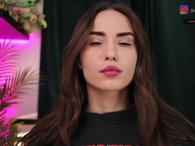 Offline IzabellaOne on BongaCams