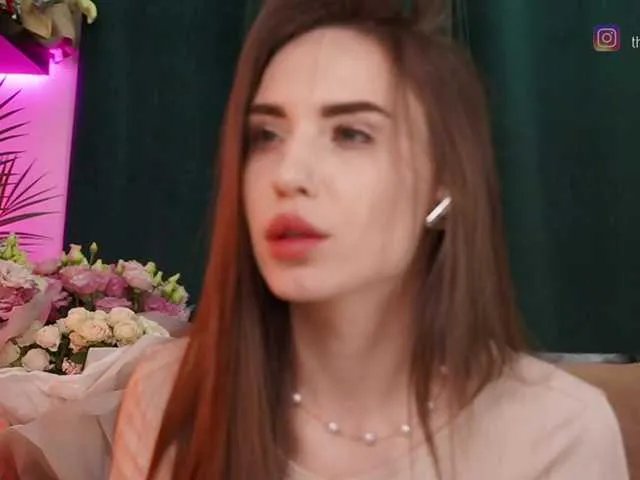 Offline IzabellaOne on BongaCams