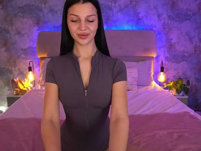 Offline KamilaVibes on BongaCams