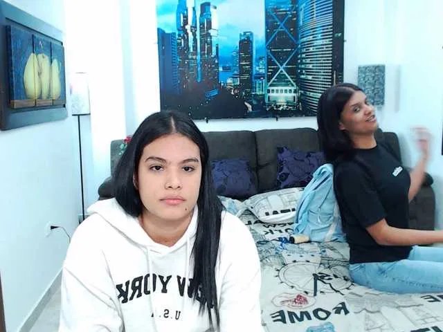 Freechat KendraAndMishel on BongaCams