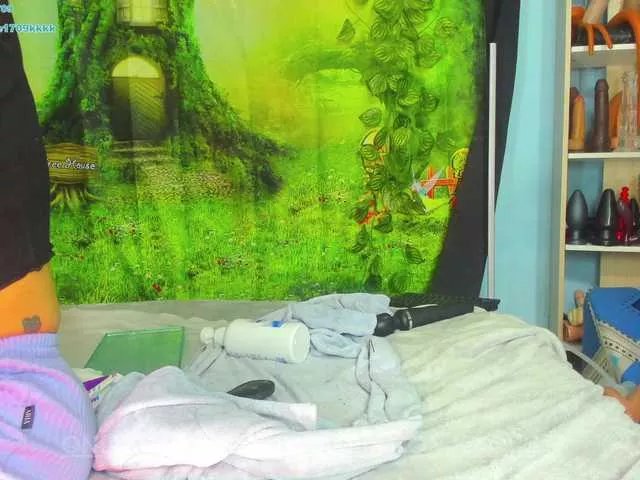 Offline kkole17x on BongaCams