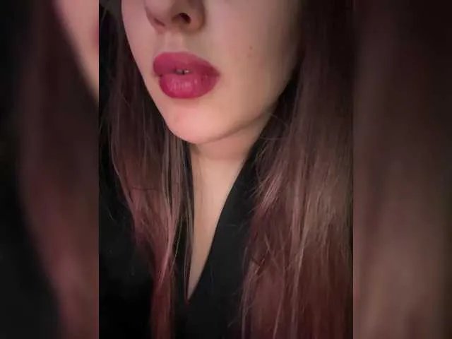 L0lly-D0lly on BongaCams 