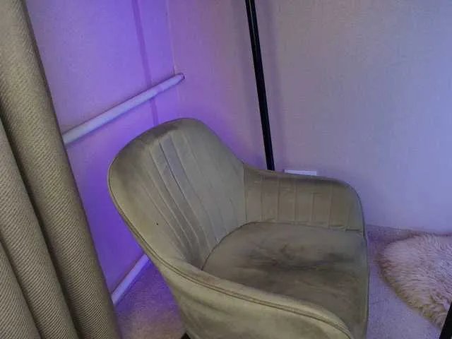 Offline lauramarti on BongaCams