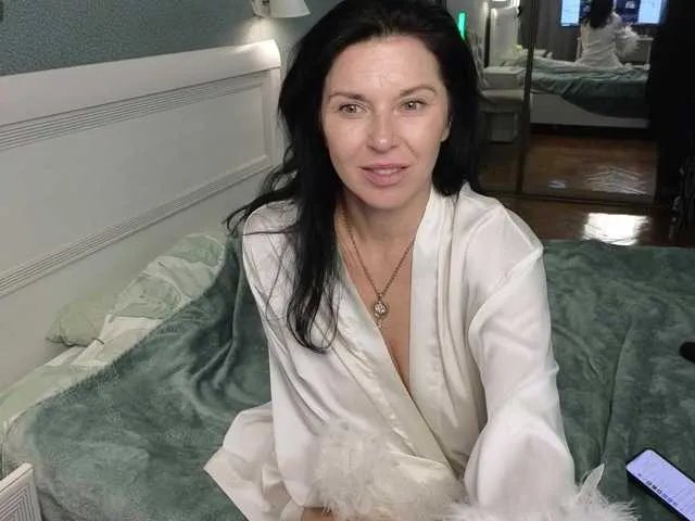 Freechat LinaaJoy on BongaCams