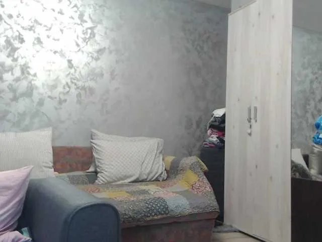 Offline LovePinkLilli on BongaCams