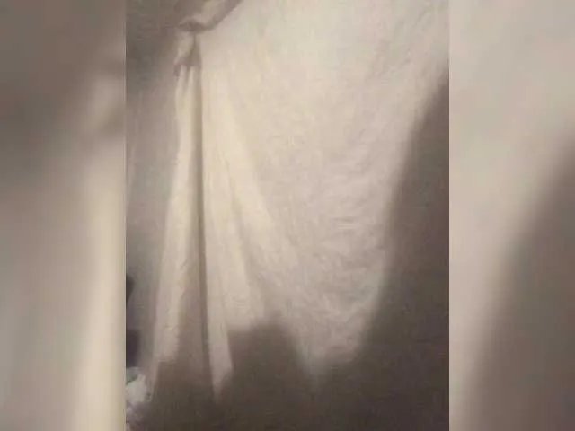 Offline Mangopol on BongaCams