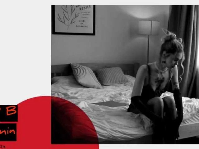 Freechat ManiFreyja on BongaCams