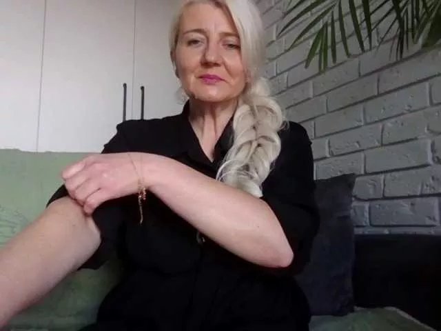 Mellica on BongaCams 