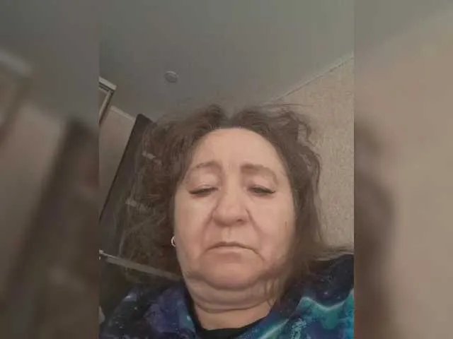 Offline MILAax on BongaCams