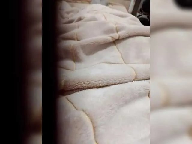 Neznakomka44 on BongaCams 