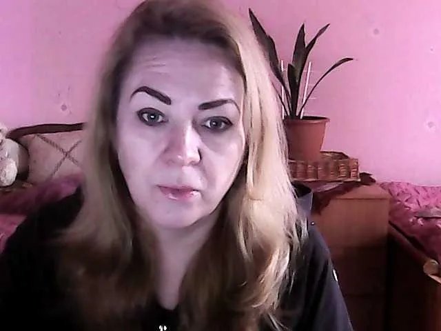 Offline NinaKeil on BongaCams