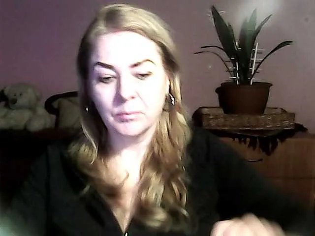 Offline NinaKeil on BongaCams