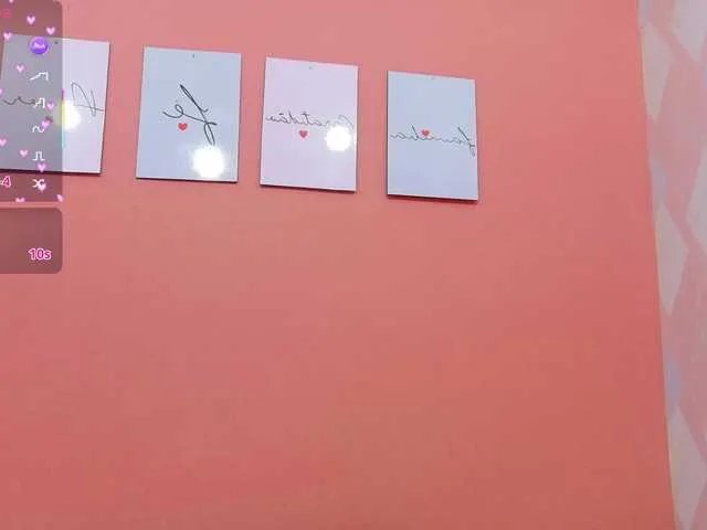 Freechat playfulcurvy on BongaCams