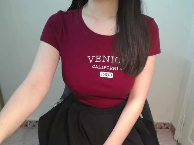 Offline QueenHot92 on BongaCams
