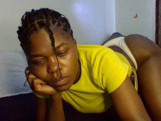 Offline QueenJacky on BongaCams