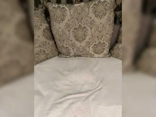 Offline Raduga-25 on BongaCams