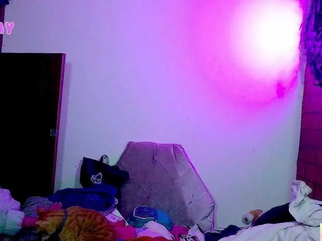 Offline roxanbunny on BongaCams