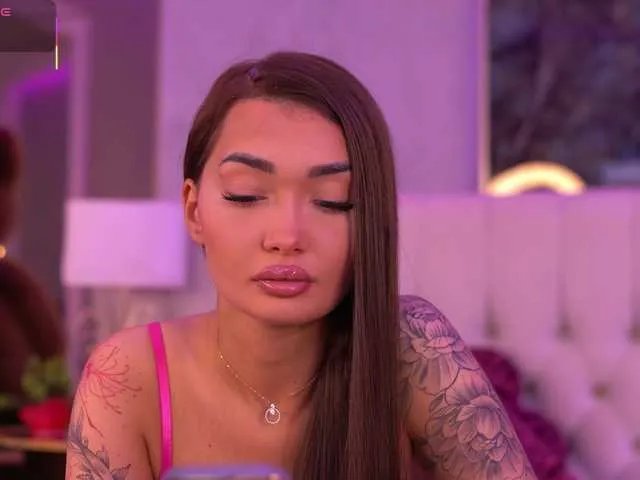 SashaFerrera on BongaCams 