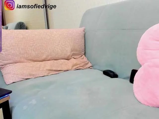 Freechat sofi-edvige on BongaCams