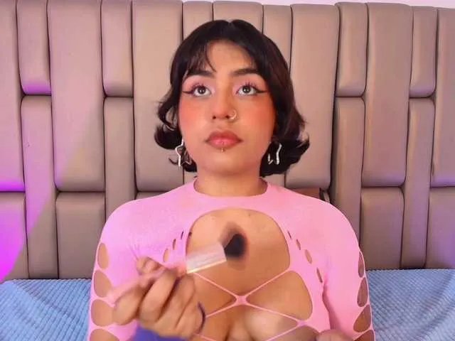 Offline sowyvenus on BongaCams